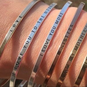 Bangle I AM MY Mothers Daughter Message Bracelet
